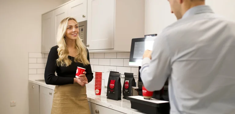 Why Bean-to-Cup Machines Are Ideal for Long-Term Rental