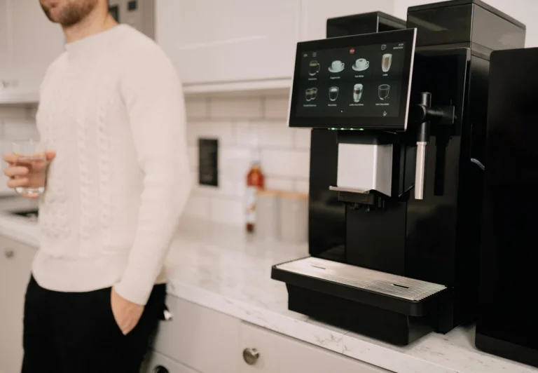 Bean-to-Cup vs Espresso Machine: Which Suits Your Needs?